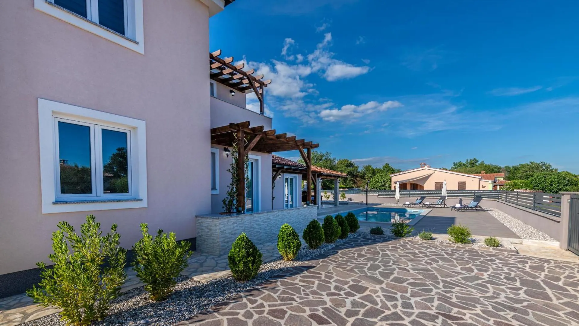 Villa Niko, Your Ideal Summer Oasis Near Porec Stranici kod Lovreca