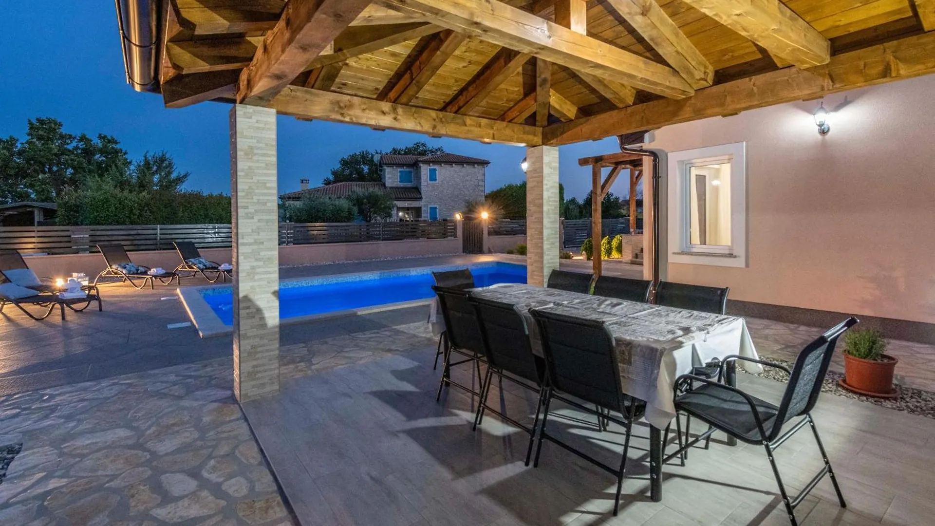 Villa Niko, Your Ideal Summer Oasis Near Porec Stranici kod Lovreca